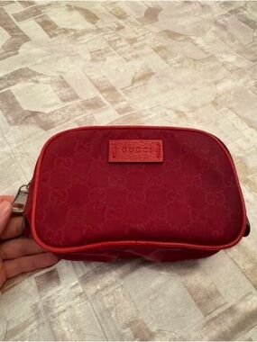 Gucci Red Leather Logo Cosmetic Pouch Interior Tag